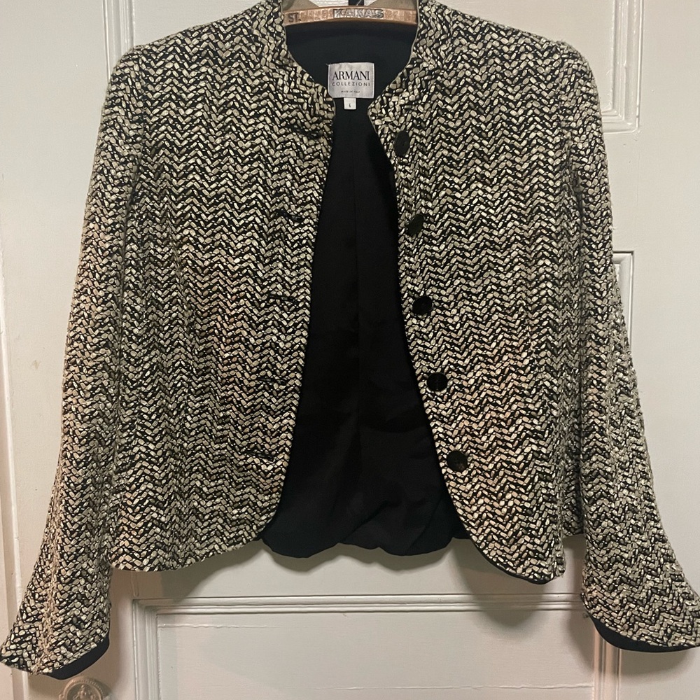 Vintage Armani Collezioni! From the early 90s! Size 6, made in Italy